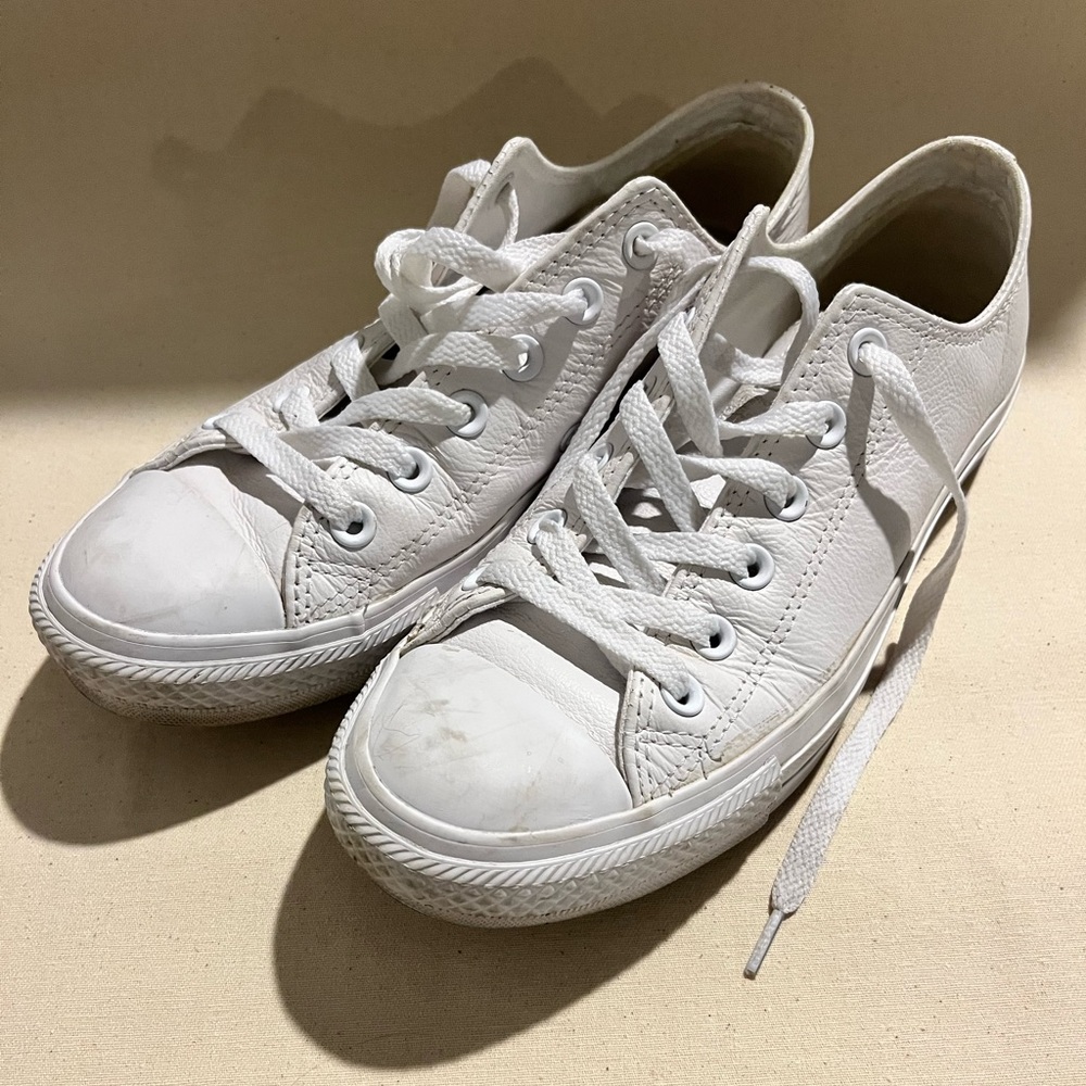 Converse Chuck Taylor All-Star Leather